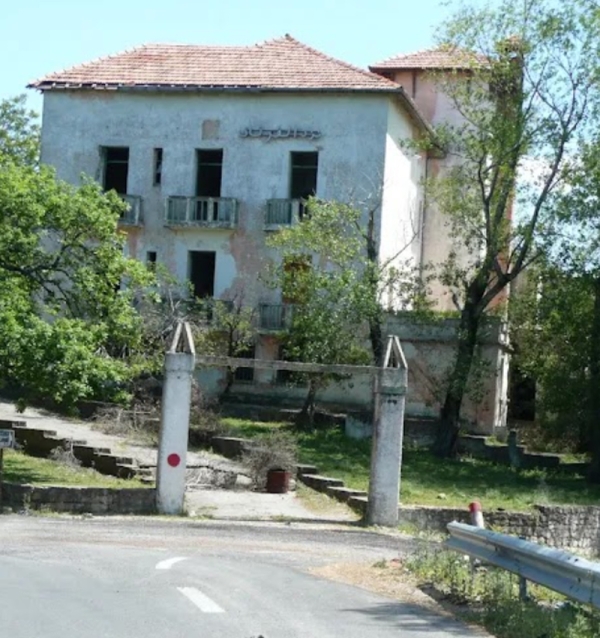 Hôtel ''Les chênes'' - Aïn Draham